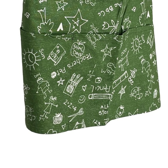 Green Chalk board print unisex Kids  apron, cooking art.  OS - Picture 4 of 7